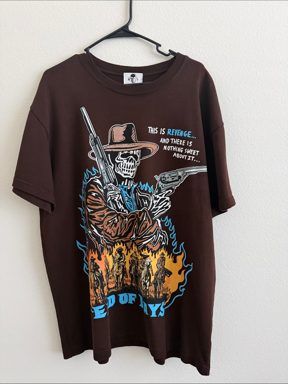 Men's Brown Graphic Short Sleeve Tee with Skeleton Gunslinger